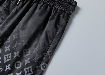 Lv Monogram