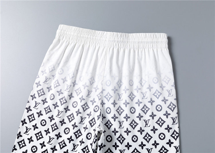 Lv Monogram