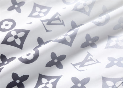 Lv Monogram