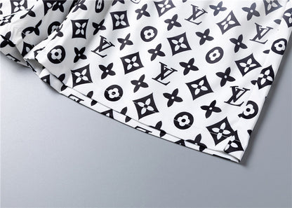 Lv Monogram